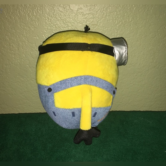 NWT Minion Plush - Picture 4 of 9